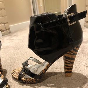 Ladies Size 10 Zebra heels